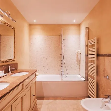 Bed & Breakfast La Corte Di Ambra