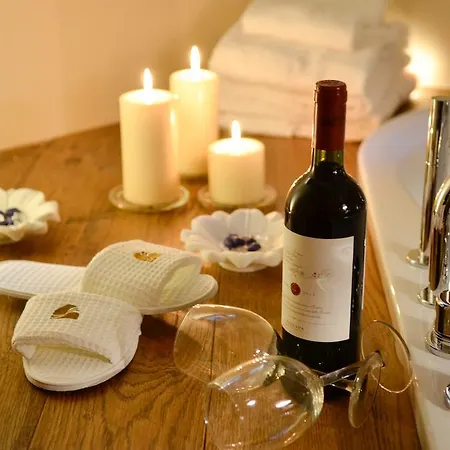 Bed & Breakfast La Corte Di Ambra 3*
