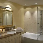 琥珀法院酒店 住宿加早餐酒店 哥尔顿