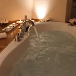 琥珀法院酒店 哥尔顿